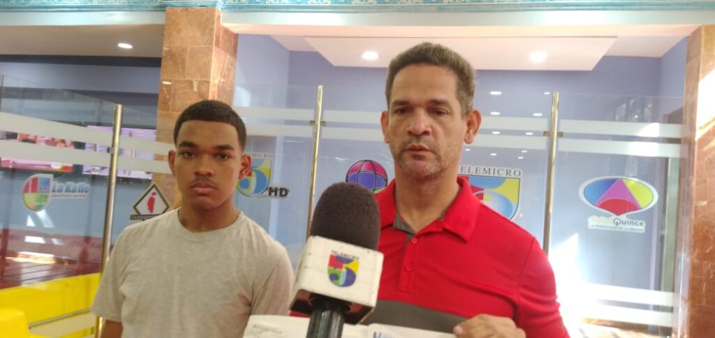 padre-pide-ayuda-para-el-tratamiento-renal-de-su-hijo