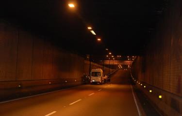 ciudadanos-piden-mayor-iluminacion-y-patrullaje-en-la-avenida-las-americas