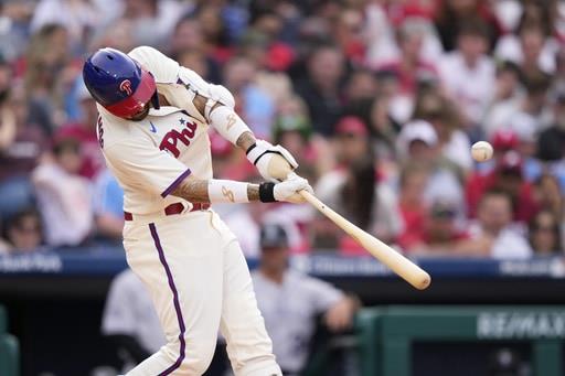 pache-y-castellanos-jonronean,-filis-vencen-a-rockies