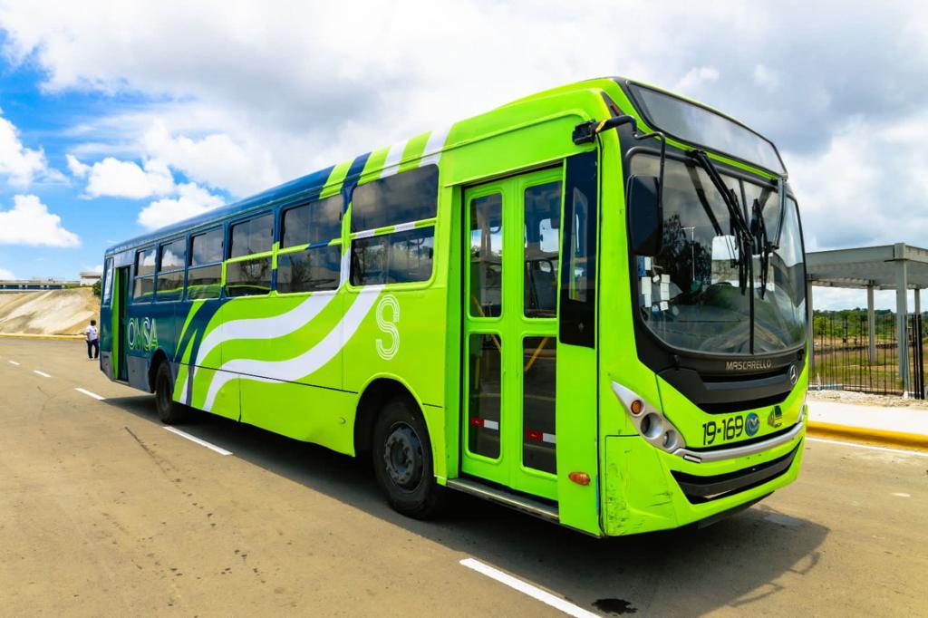 omsa-presenta-imagen-de-autobuses-formaran-parte-del-sistema-unificado-de-transporte