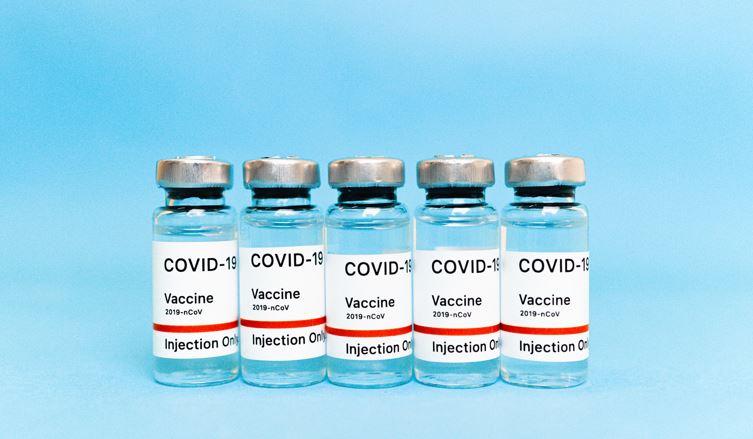 vacunas-anticovid-podrian-integrarse-en-los-programas-de-vacunacion-rutinaria