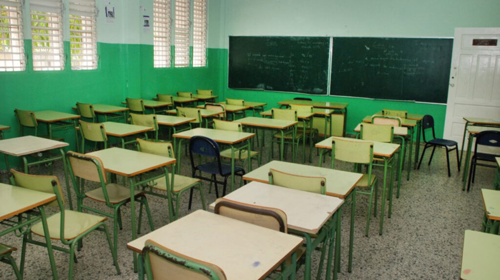 codigo-de-etica-establece-regimen-disciplinario-por-incorrecta-relacion-entre-alumnos-y-docentes
