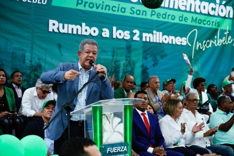 leonel-va-este-fin-de-semana-a-barahona,-azua-y-peravia,-mientras-dirigentes-de-fp-se-despliegan-en-todo-el-pais