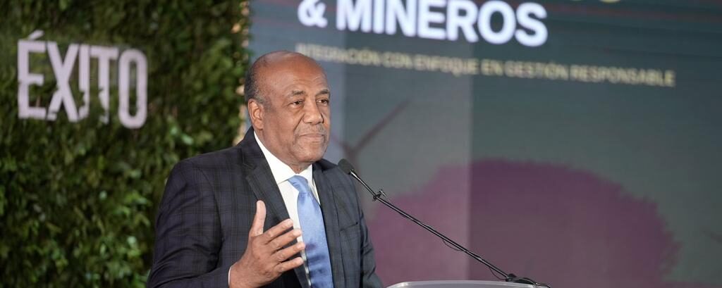 ministro-energia-y-minas-afirma-energias-renovables-marchan-a-ritmo-acelerado