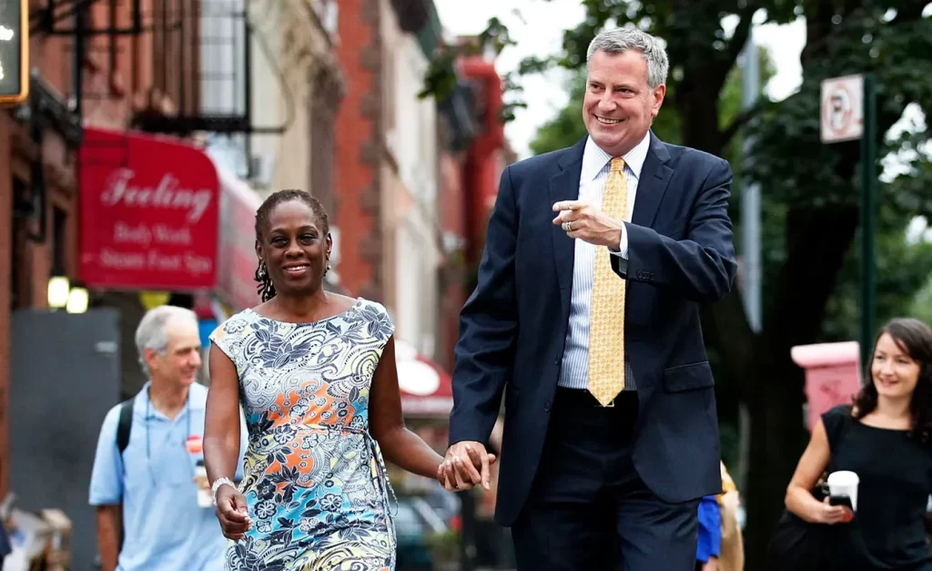 bill-de-balsio-y-su-esposa-se-separan;-sin-divorciarse-y-buscaran-parejas