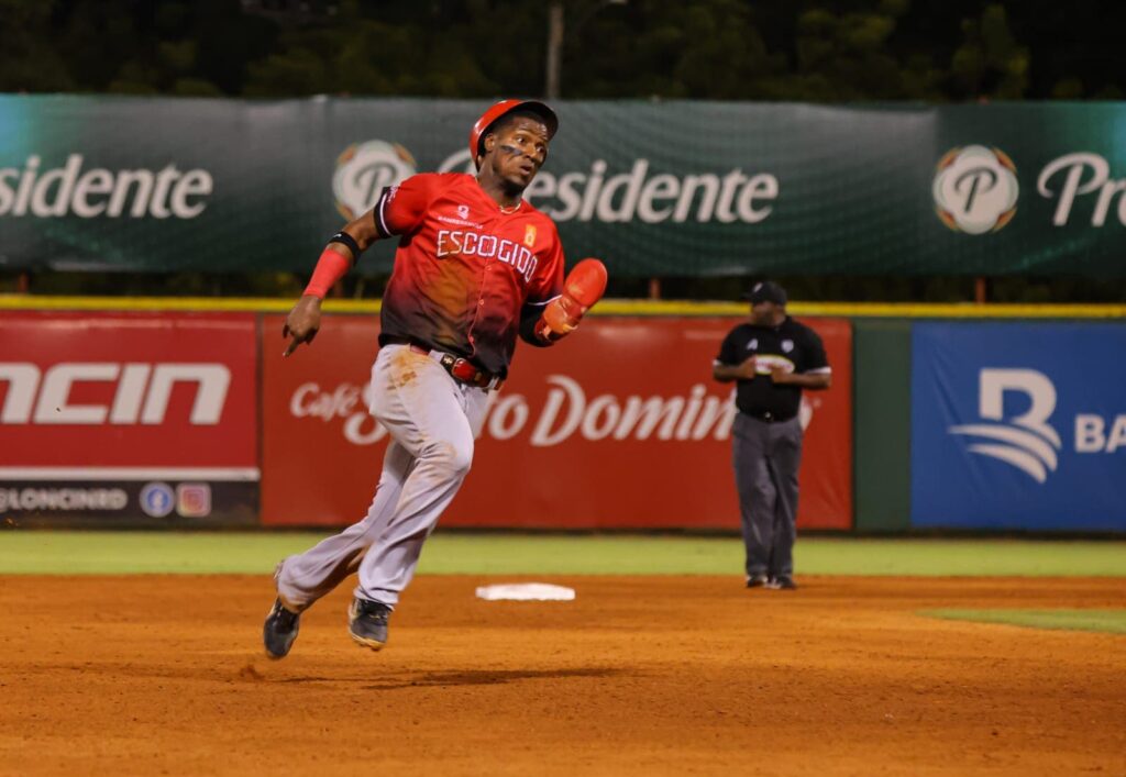 la-experiencia-de-junior-lake:-clave-en-el-dominio-de-los-leones-sobre-los-toros
