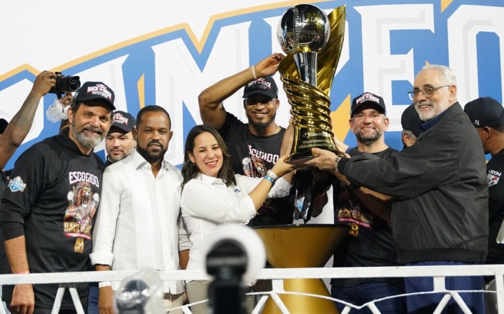 mision-18:-alcides-escobar-y-el-factor-de-experiencia-en-el-bicampeonato