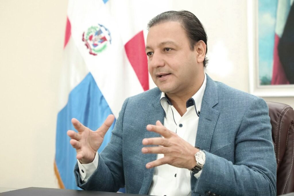 abel-martinez-propone-acuerdo-interno-entre-aspirantes-presidenciales-rumbo-a-2028