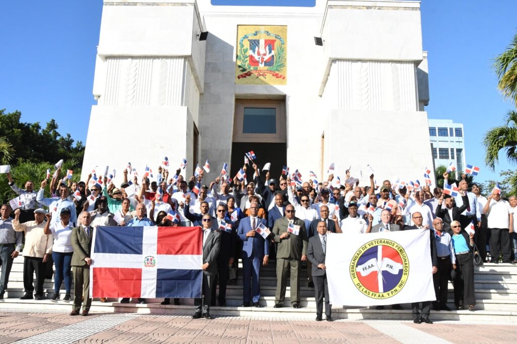 hermandad-de-veteranos-conforma-consejo-consultivo-con-ex-ministros-de-defensa-y-altos-mandos-militares-en-retiro