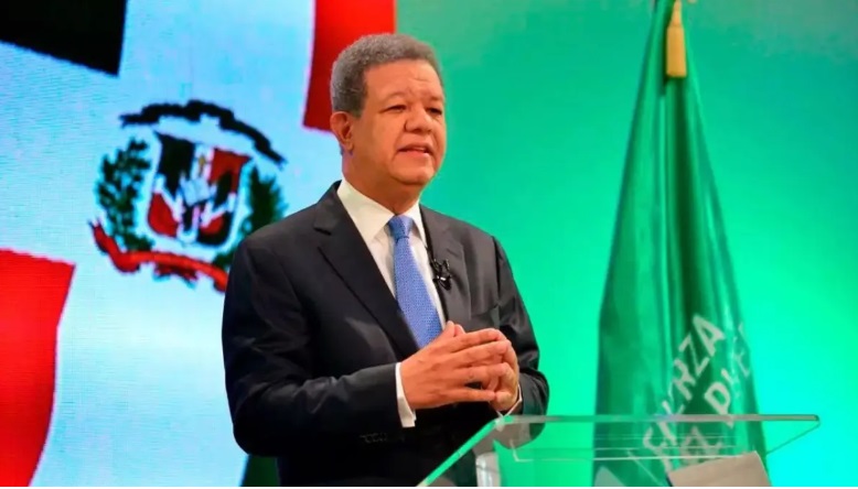 leonel-fernandez-llama-a-construir-el-futuro-de-rd-con-liderazgo,-cultura-y-participacion-juvenil