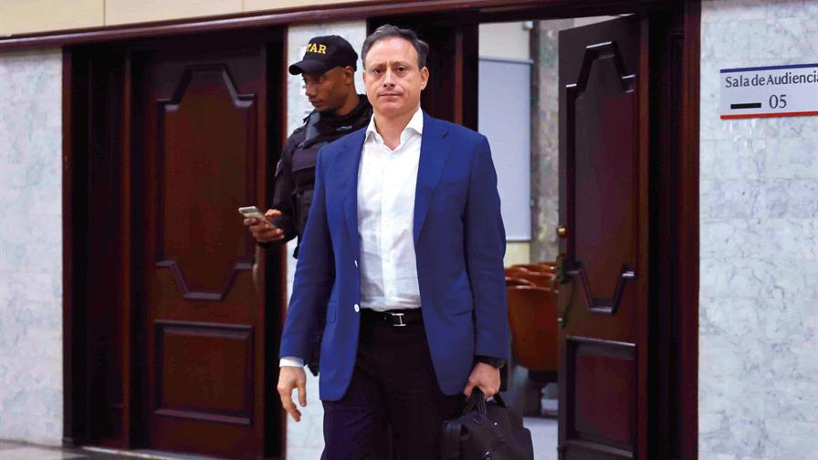 defensa-de-jean-alain-volvera-a-depositar-solicitud-de-permiso-medico