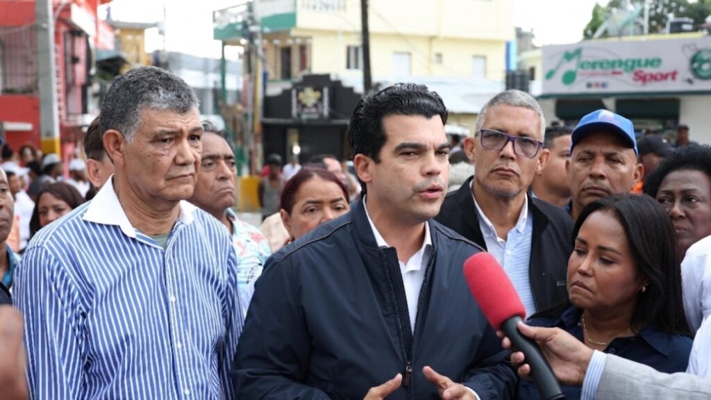 director-de-inapa-realiza-recorrido-sector-de-herrera-para-llevar-soluciones-ante-danos-por-lluvias