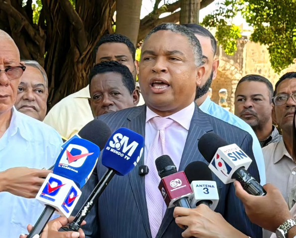 “recorte-a-los-partidos”:-yvan-lorenzo-advierte-no-debe-sacrificarse-el-financiamiento-de-la-democracia