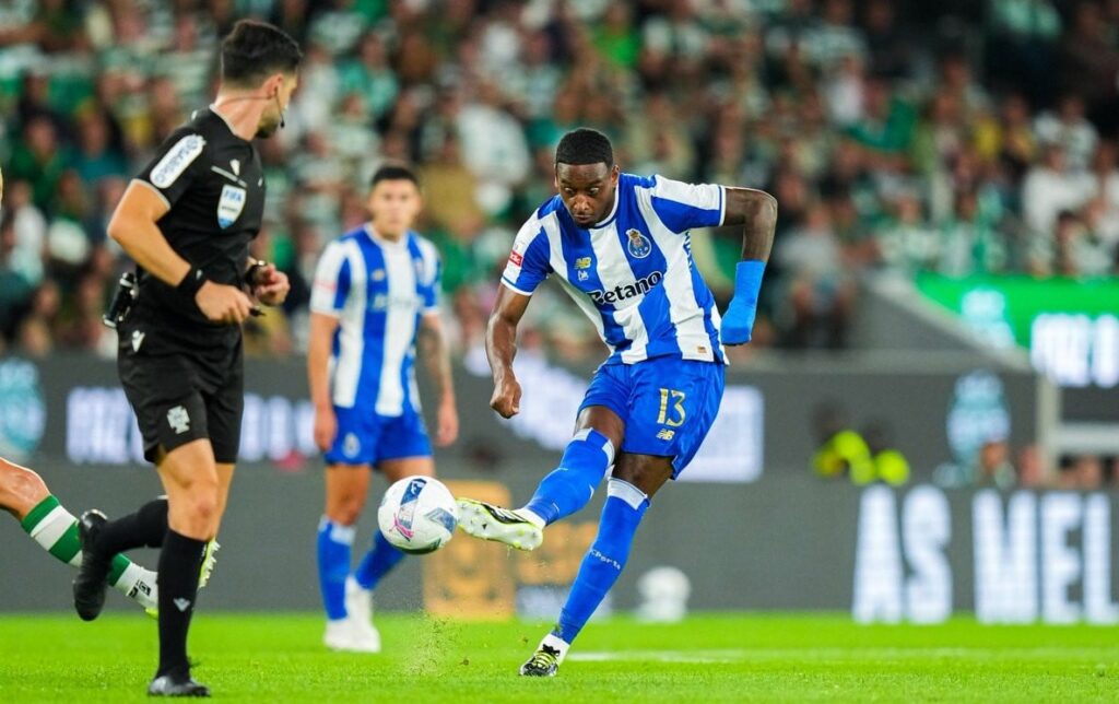 futbolista-dominicano-se-proclama-campeon-con-el-oporto-de-portugal