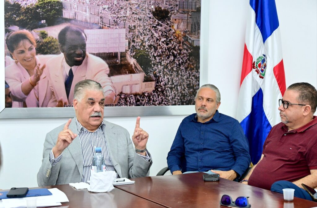 miguel-vargas-llama-al-gobierno-a-enfrentar-con-responsabilidad-el-impacto-de-la-crisis-en-la-poblacion