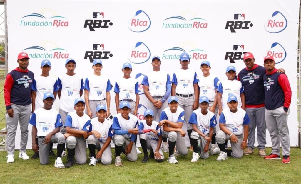 barrio-invi-gana-dos-a-villa-en-beisbol-fundacion-rica