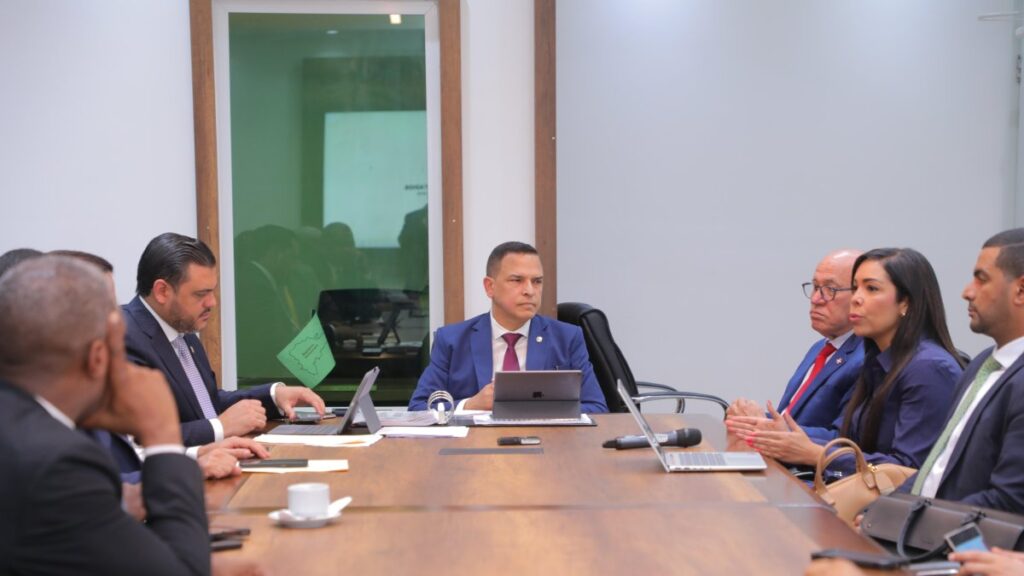 buscan-evitar-embargos-retentivos-injustificados-en-cuentas-bancarias-de-personas-y-empresas