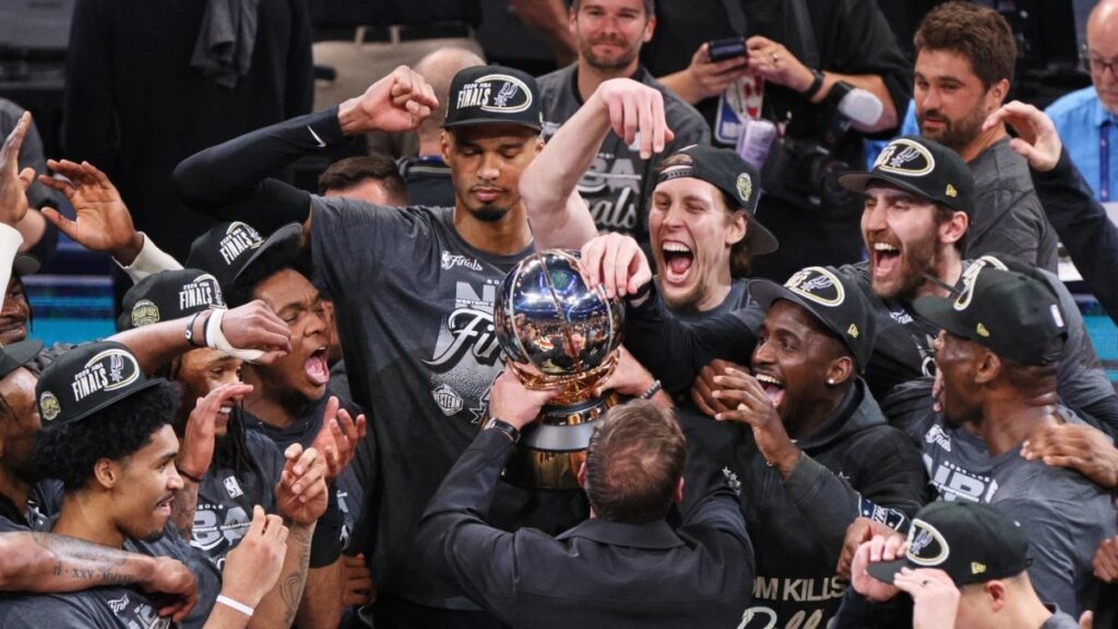 san-antonio-sorprende-a-oklahoma-y-pasa-a-las-finales-de-la-nba