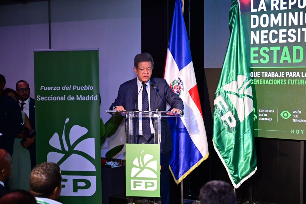 leonel:-“por-cada-uno-que-puedan-sonsacar,-vienen-mil-mas-a-la-fuerza-del-pueblo”