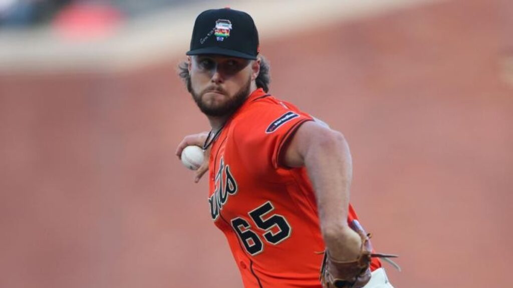 mlb-advierte-a-jugadores-de-los-gigantes-tras-anadir-versiculos-biblicos-en-gorras-durante-la-noche-del-orgullo