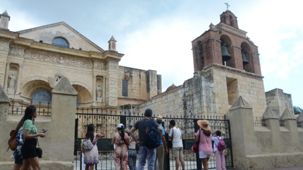 obispos-dominicanos-defienden-la-vida-y-la-familia-ante-el-tc