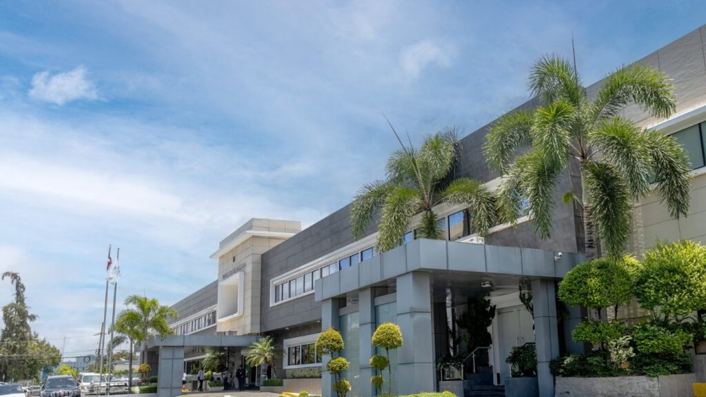 hacienda-aclara-que-nueva-ley-reduce-de-27-%-a-15-%-la-retencion-del-isr-a-servicios-digitales-del-exterior