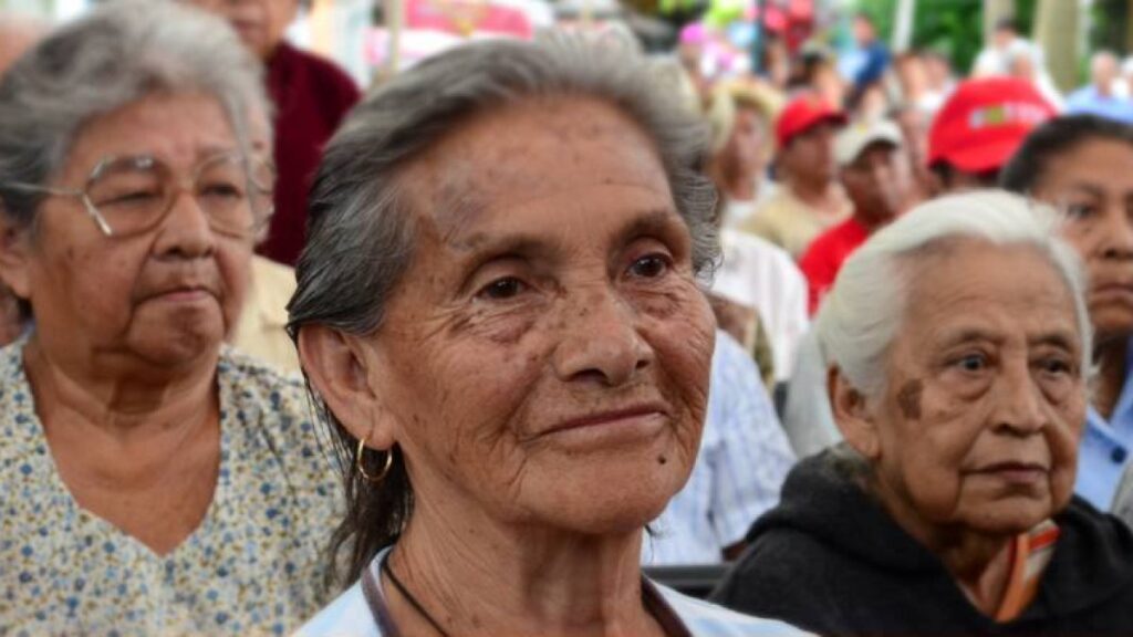 envejecimiento-poblacional:-el-gran-desafio-social-del-siglo-xxi