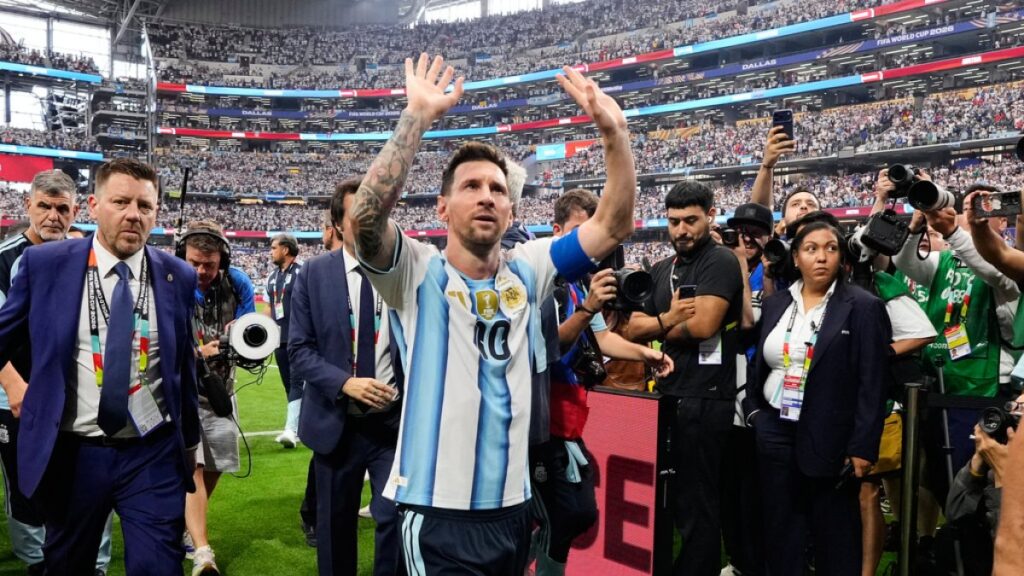 messi-rompe-record-de-goles-en-mundiales-justo-40-anos-despues-de-la-obra-cumbre-de-maradona