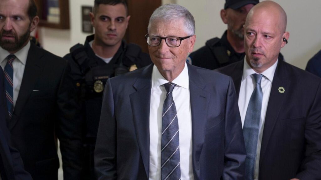bill-gates-nego-en-el-congreso-de-eeuu-enfermedad-de-transmision-sexual-como-decia-epstein