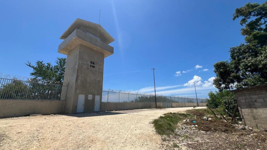 el-muro-que-cambio-dajabon:-comerciantes-aseguran-que-redujo-delitos-y-freno-el-desorden-fronterizo