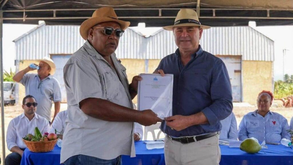 gobierno-reabre-prodevaj-en-pedernales-para-fortalecer-el-campo-y-abastecer-el-desarrollo-turistico