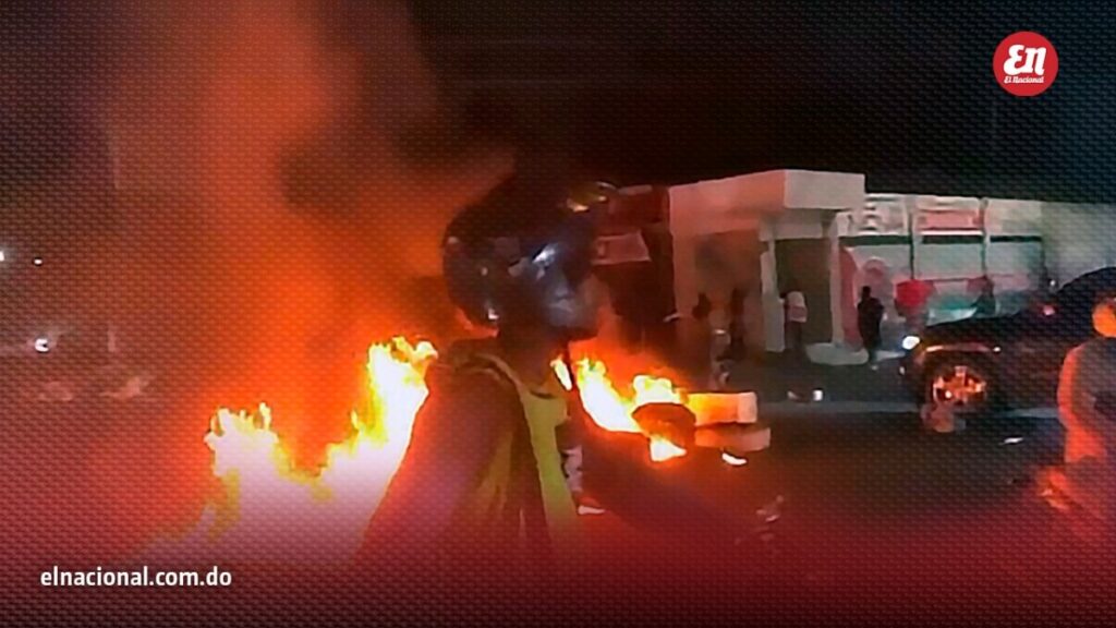 herrera-se-mantiene-en-tension:-residentes-anuncian-nuevas-protestas-y-exigen-justicia-por-muerte-de-joven