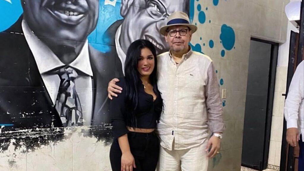 “te-fuiste-y-te-dije-que-no-fueras”:-el-dia-que-fernando-villalona-regano-a-su-hija-paloma-en-plena-television-nacional