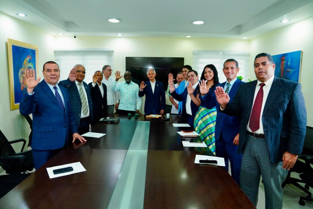 haivanjoe-ng-cortinas-asume-secretaria-de-asuntos-economicos-de-la-fuerza-del-pueblo