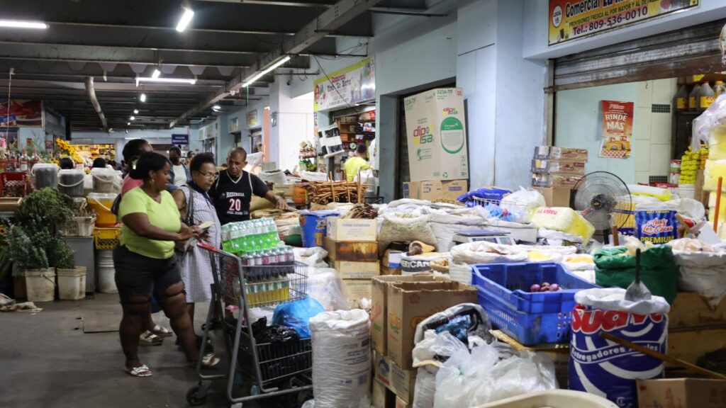 altos-precios-reducen-las-ventas-en-mercados-de-la-capital-y-golpean-el-presupuesto-familiar