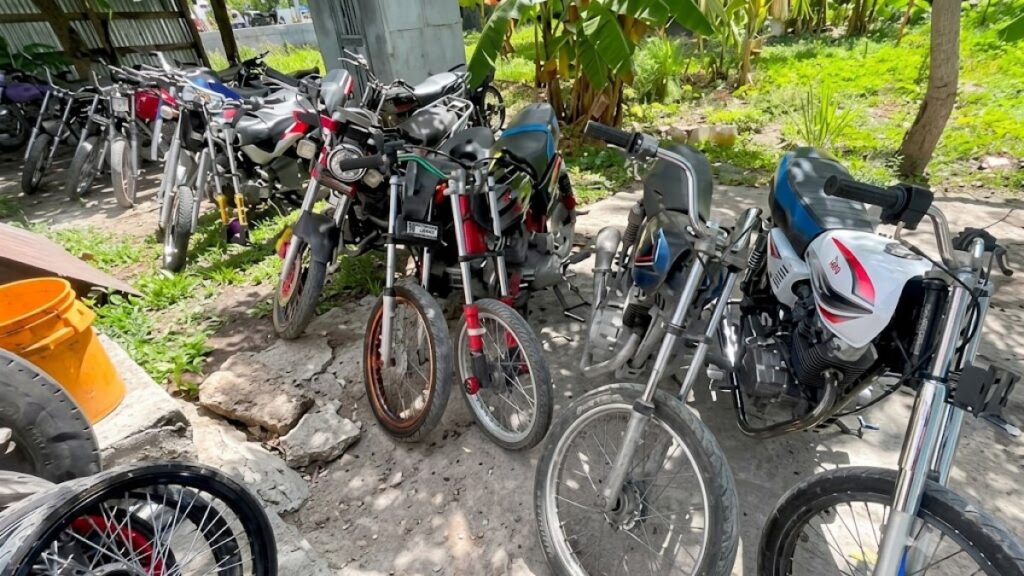 pn-retiene-motores-modificados-para-echar-carreras-en-barahona
