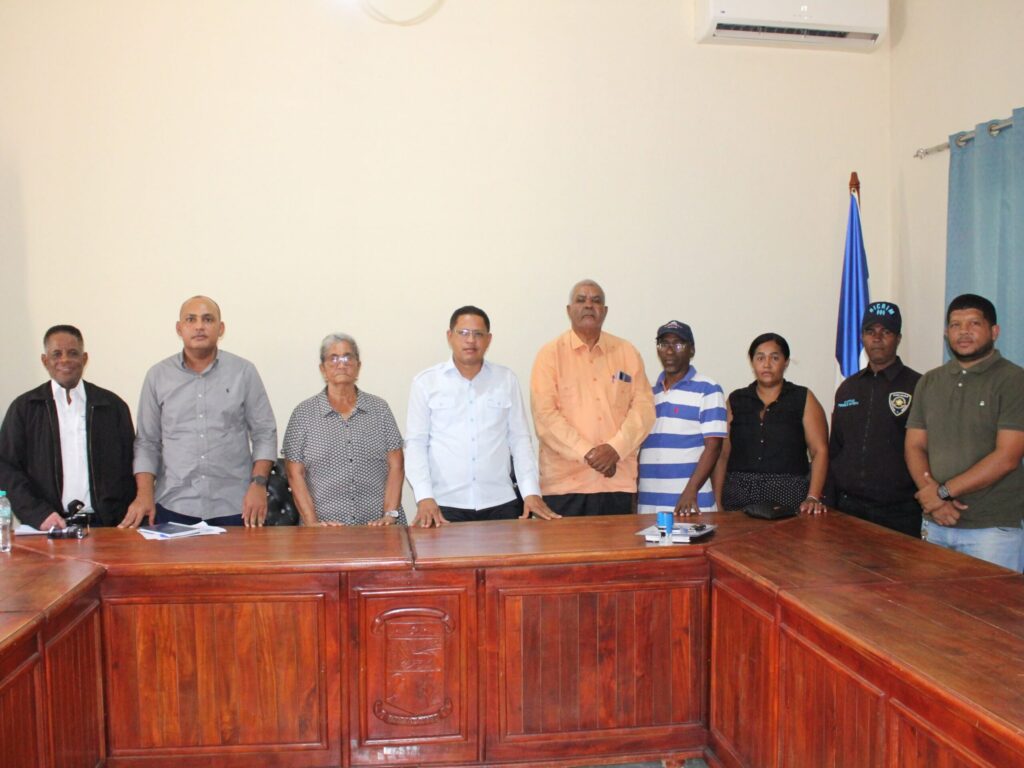 alcalde-cristian-florian-encabeza-encuentro-de-socializacion-con-mesa-local-de-seguridad-en-postrer-rio