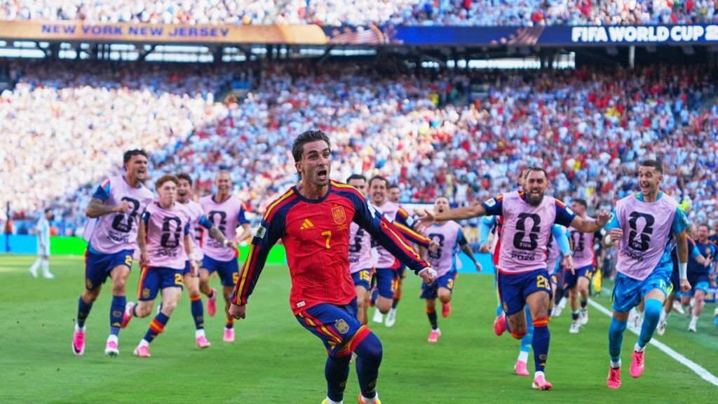 la-gloria-es-de-la-roja:-espana-rompe-el-muro-argentino-a-los-106′-y-se-corona-campeona-mundial-1-0
