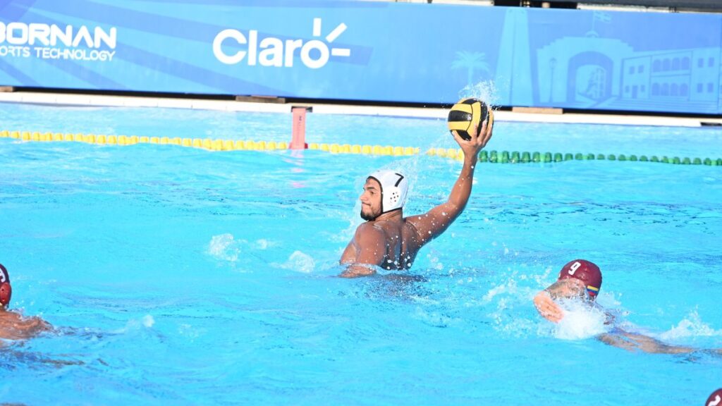 polo-acuatico-dominicano-no-logra-contener-a-venezuela