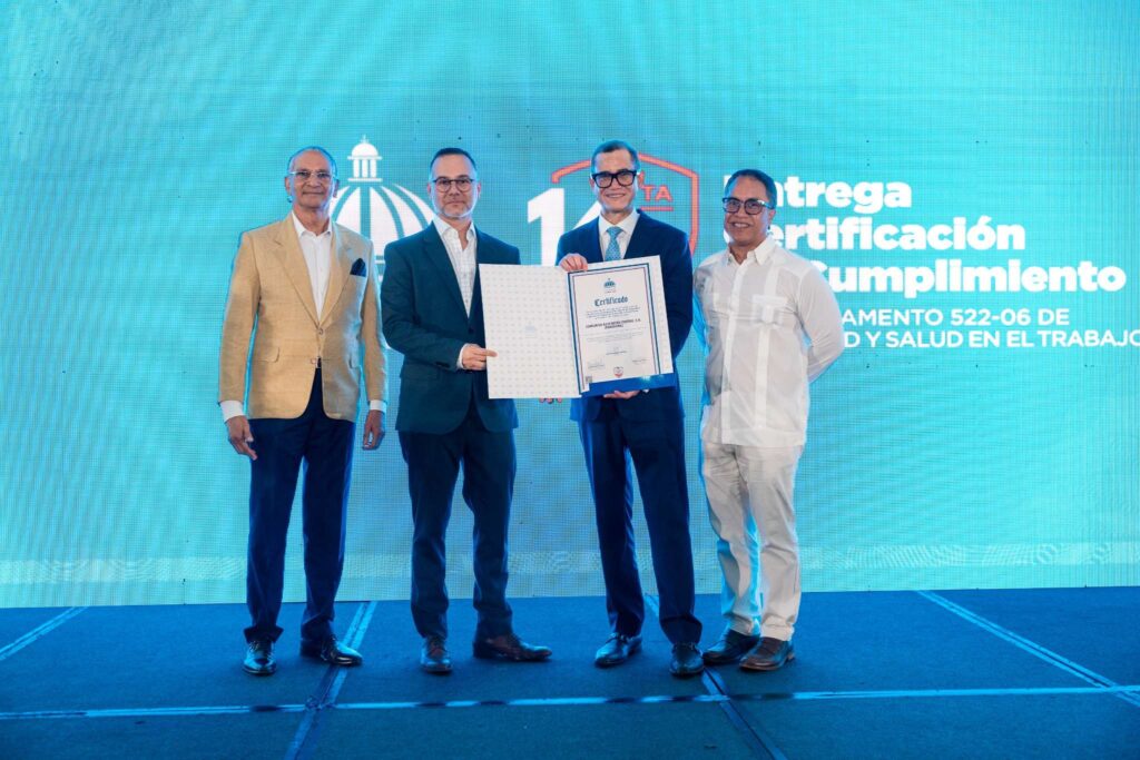 consorcio-azucarero-central-consolida-ocho-anos-de-liderazgo-en-seguridad-laboral-con-tercera-renovacion-de-certificacion