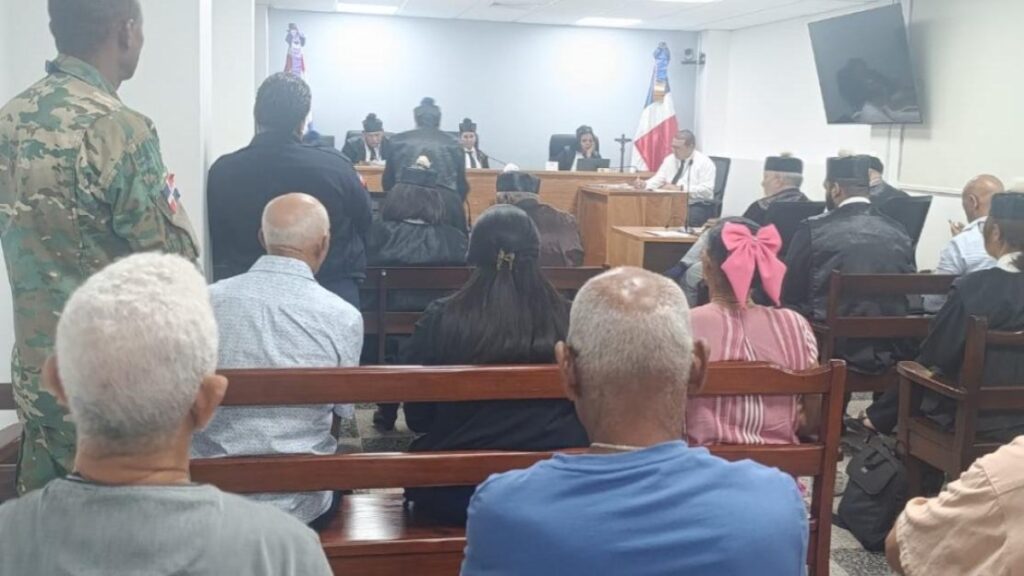 habitantes-los-tres-brazos-piden-justicia-caso-terrenos