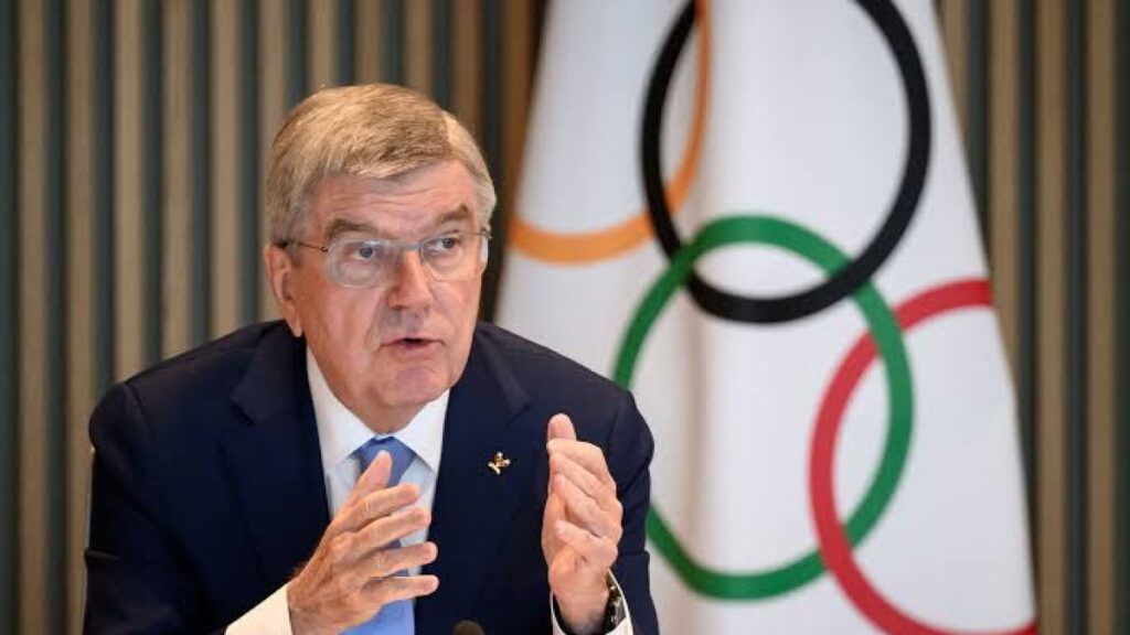 thomas-bach-elogia-instalaciones-deportivas-dominicanas