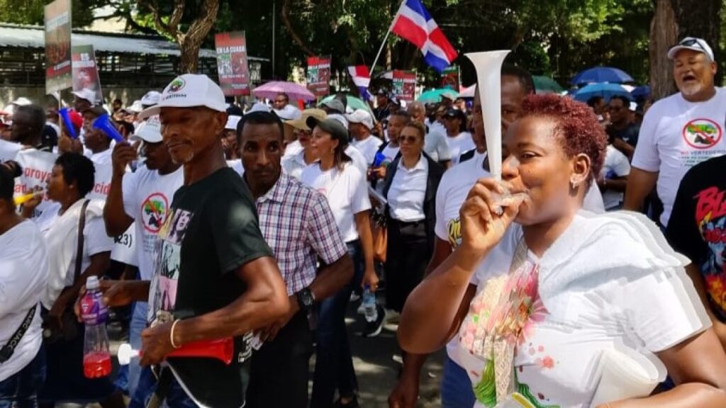 organizaciones-sociales,-amas-de-casa-y-panaderos-denuncian-alto-costo-de-la-vida