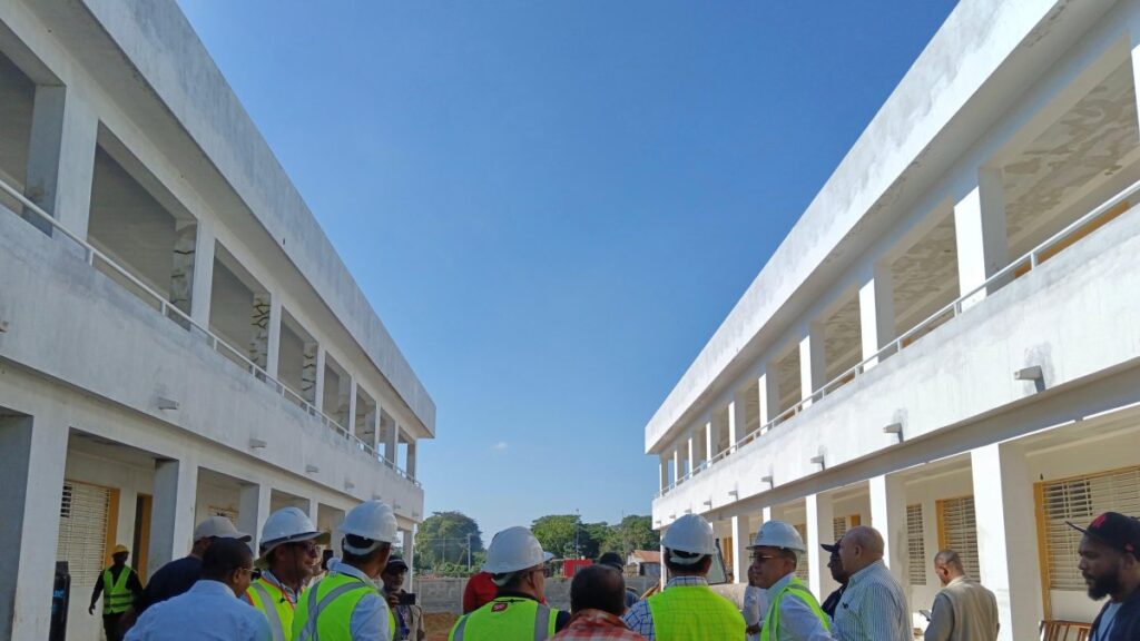 ministerio-de-educacion-adicionara-1,000-aulas-al-sistema-de-escolar-antes-del-24-de-agosto