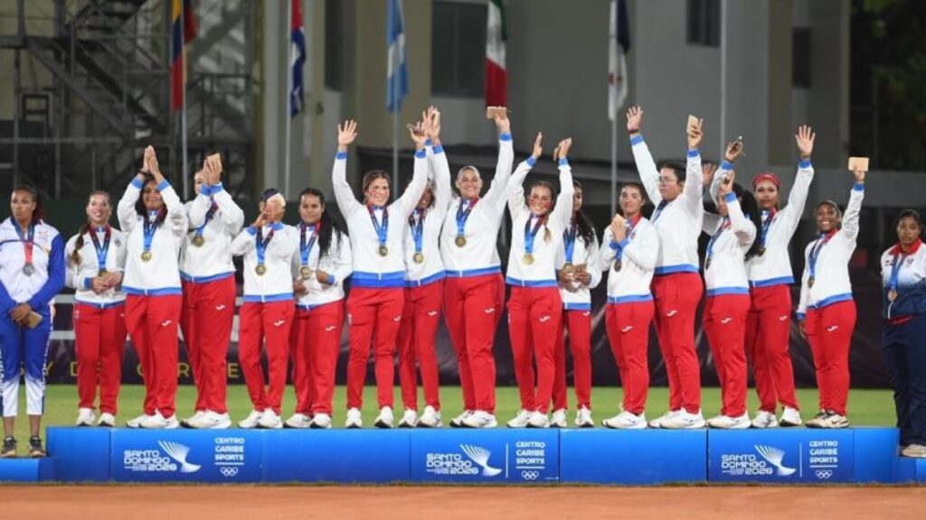 las-boricuas-se-proclaman-reinas-del-softbol-femenino-y-desplazan-a-rd-en-quinto-lugar
