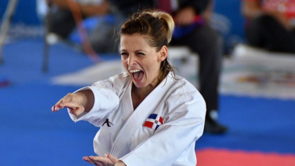 maria-dimitrova-va-por-su-sexto-oro-consecutivo-antes-de-despedirse-del-karate-ante-su-gente