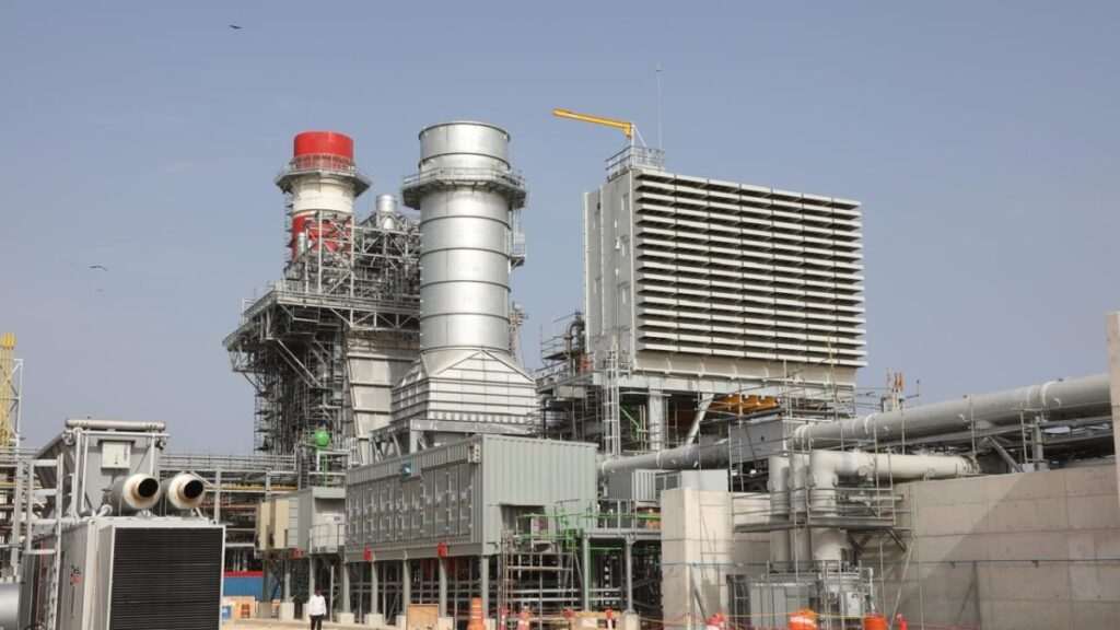 asi-es-la-planta-termoelectrica-de-boca-chica-que-aportara-467-megavatios-y-que-visito-hoy-abinader