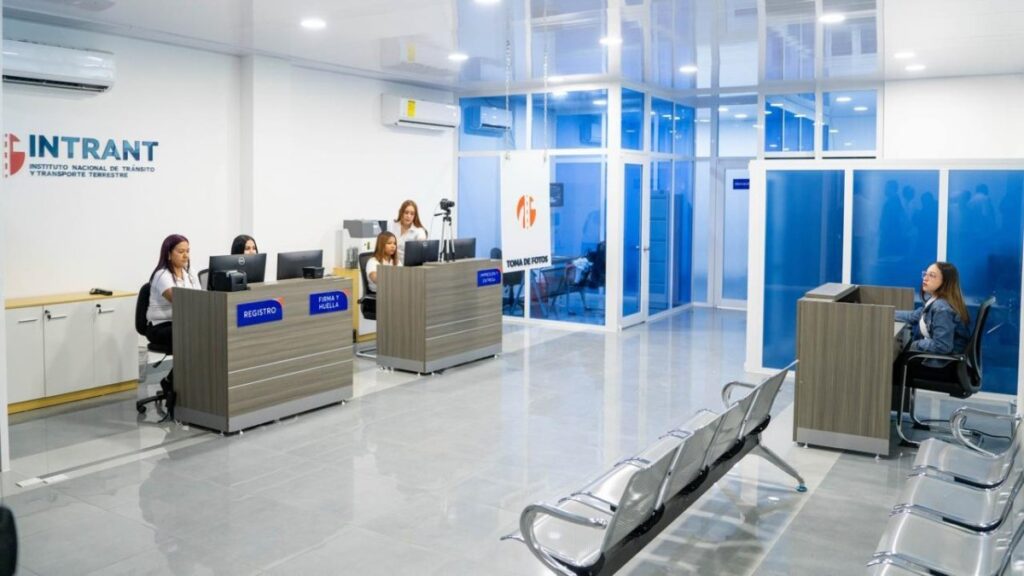 ya-se-podra-adquirir-la-licencia-en-dajabon-y-montecristi-con-dos-nuevas-oficinas