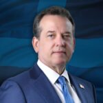 Víctor «Ito» Bisonó es designado ministro de Relaciones Exteriores
