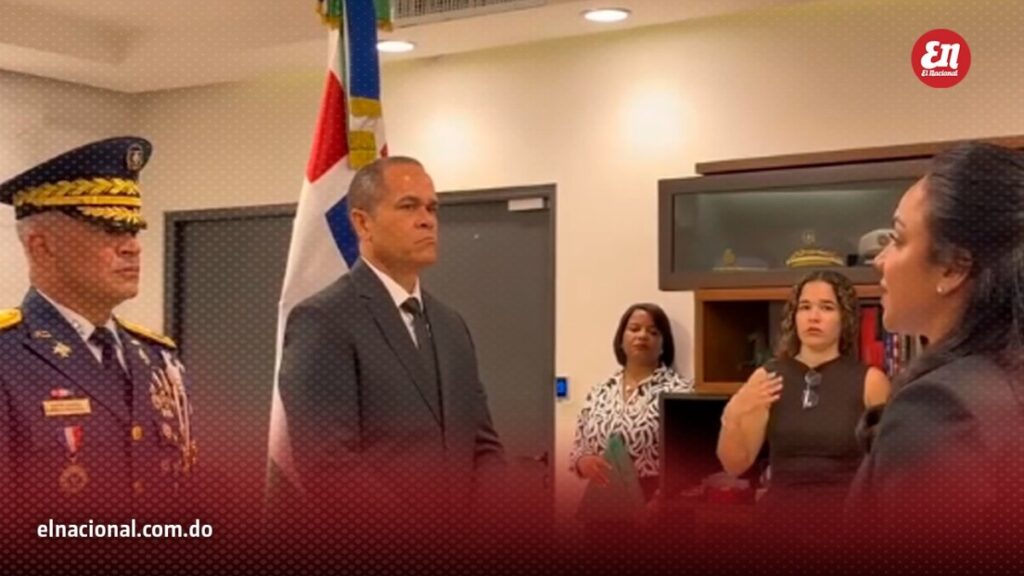 rodriguez-garcia-llega-a-la-policia-tras-breve-gestion-de-andres-modesto-cruz-cruz